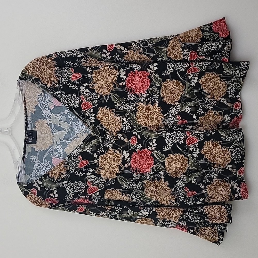 JKLA Black, Red, Tan, Cream Floral Print Wide V-Neck Top 2X